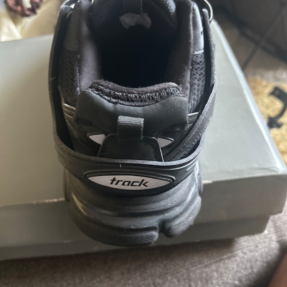 Black Track - Picture 2 of 3